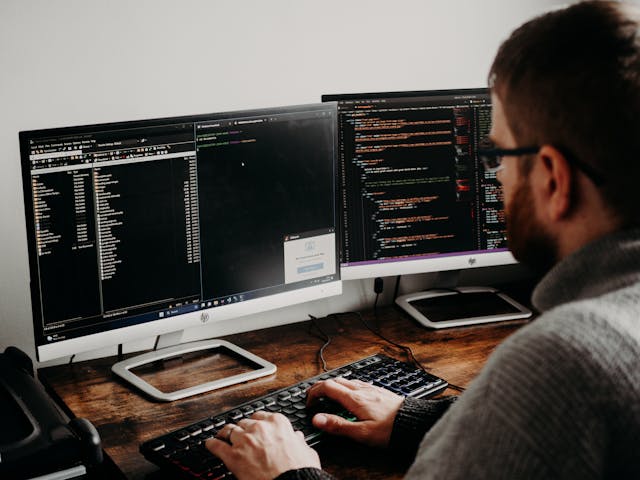 Top 5 Tools We Use to Build Scalable Websites